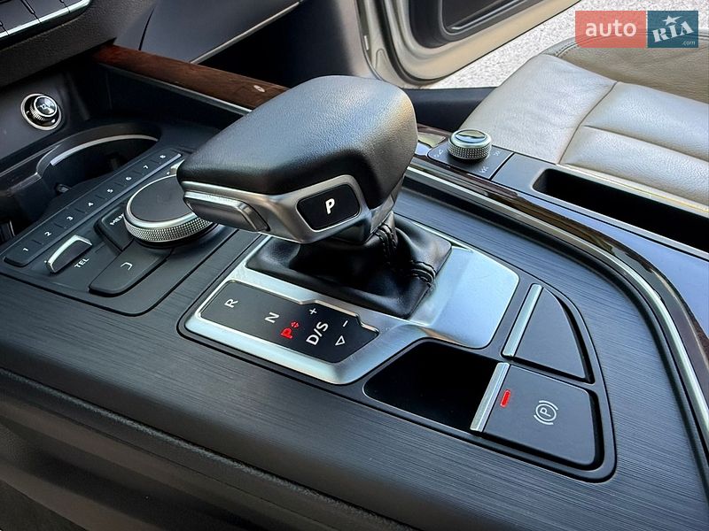 Седан Audi A4 2017 в Дрогобичі