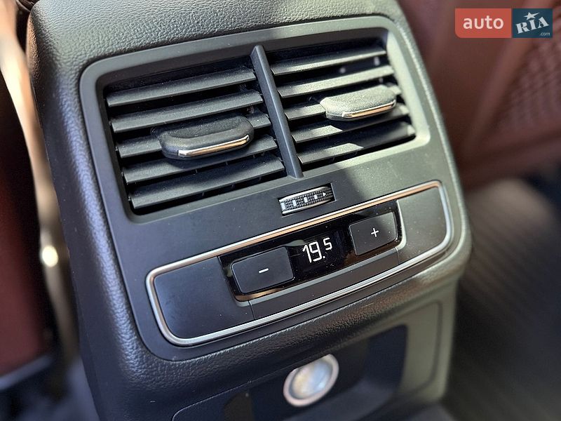 Седан Audi A4 2018 в Сумах