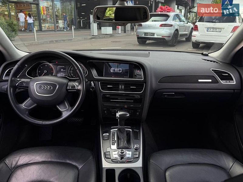 Седан Audi A4 2014 в Киеве