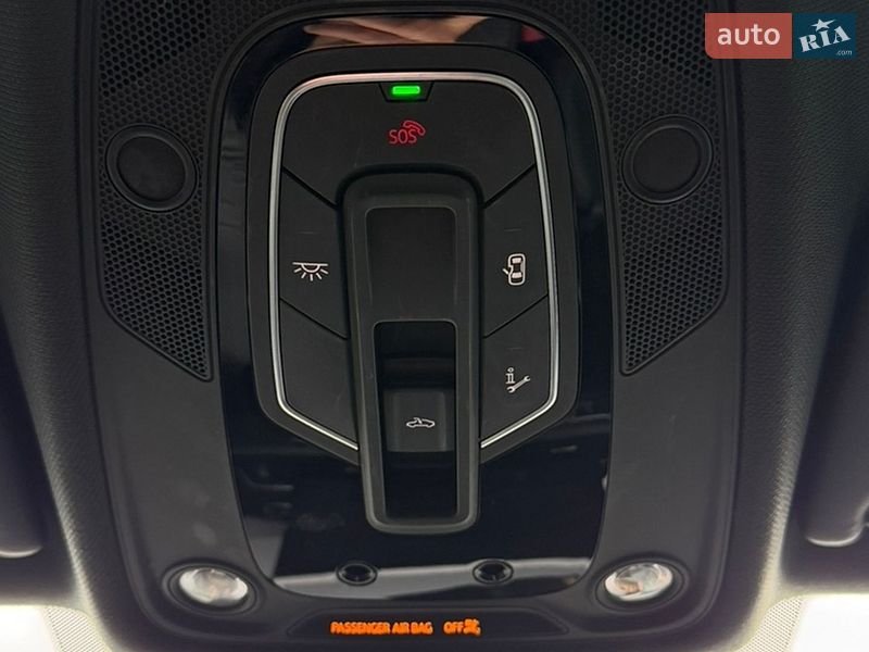 Седан Audi A4 2022 в Стрые