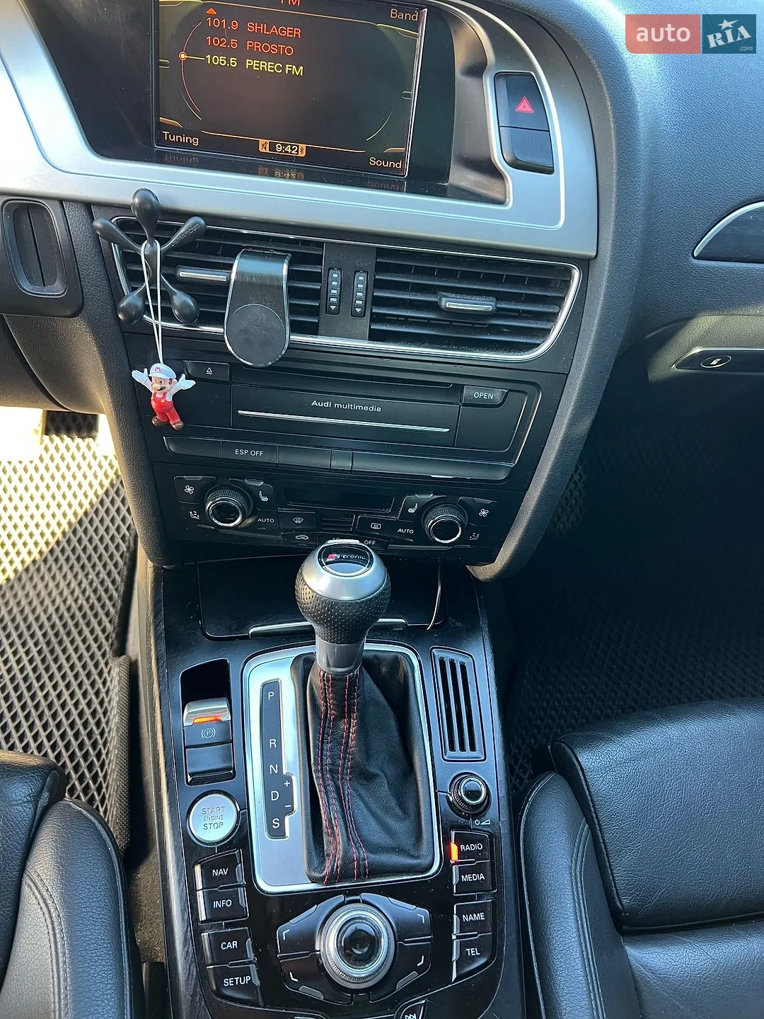 2010 Audi A4 - мініатюра 13