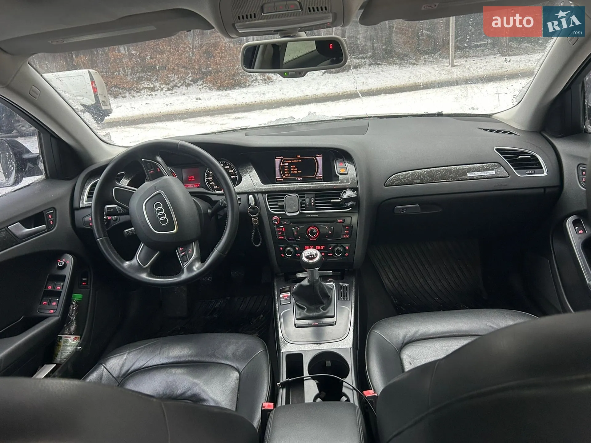 2011 Audi A4 - мініатюра 2