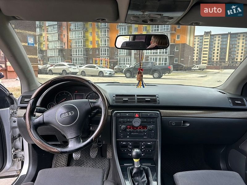 Универсал Audi A4 2003 в Киеве