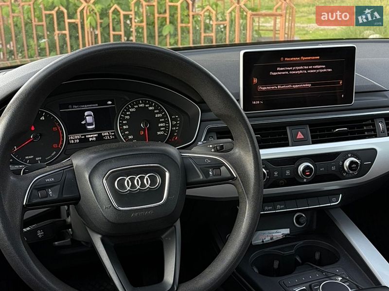 Седан Audi A4 2016 в Києві
