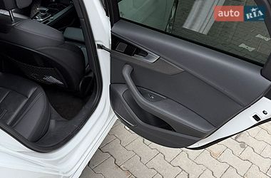 Седан Audi A4 2023 в Хмельницком