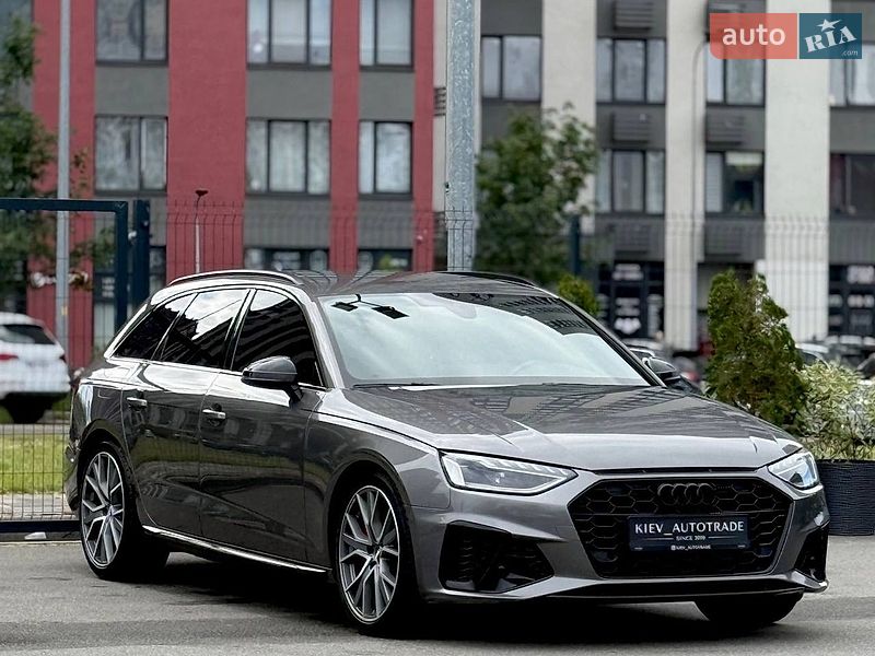 Универсал Audi A4 2019 в Киеве