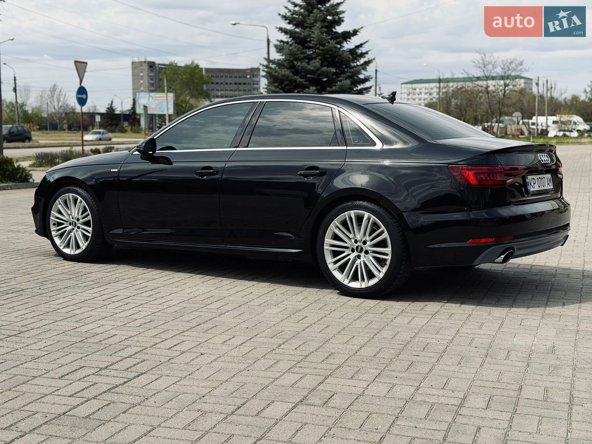 2018 Audi A4 - мініатюра 2