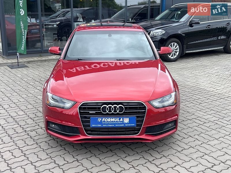 Седан Audi A4 2014 в Нововолынске