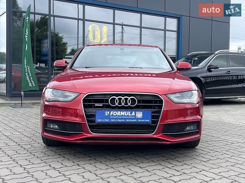 Седан Audi A4 2014 в Нововолынске