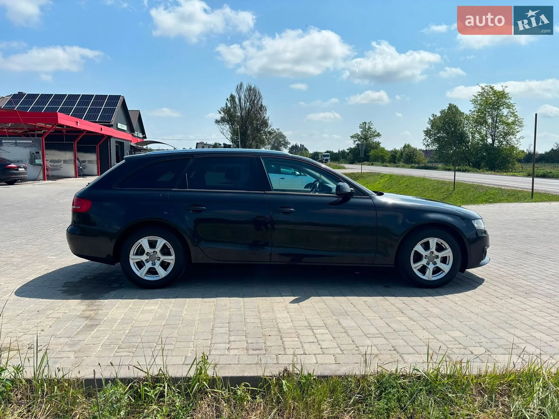 2011 Audi A4 - мініатюра 3