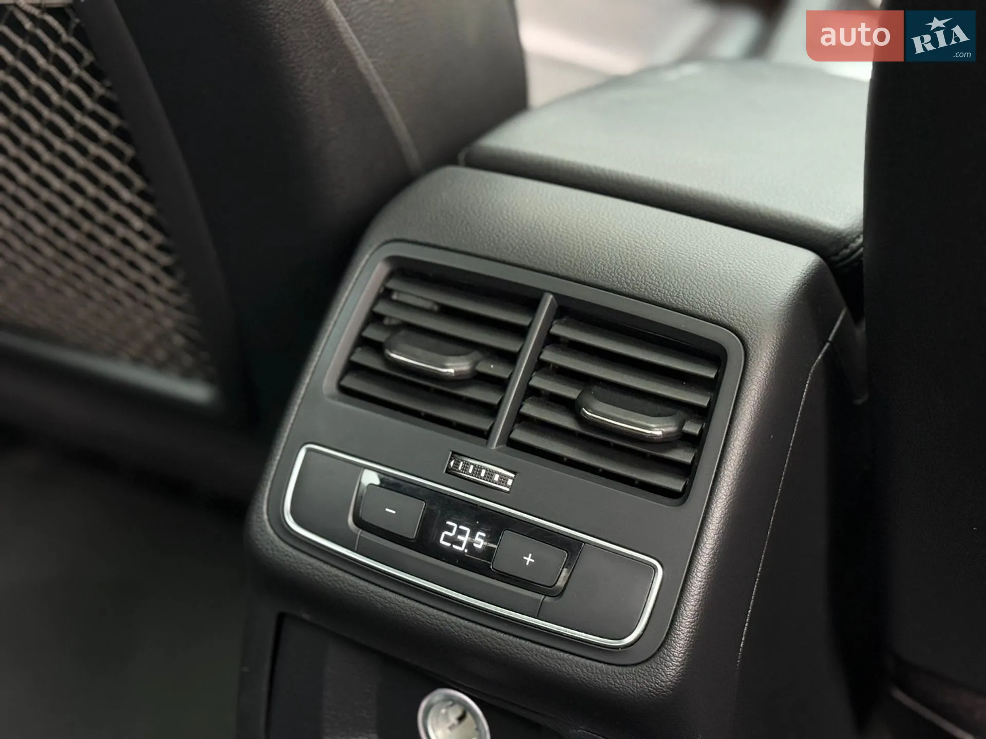 2016 Audi A4 - мініатюра 56