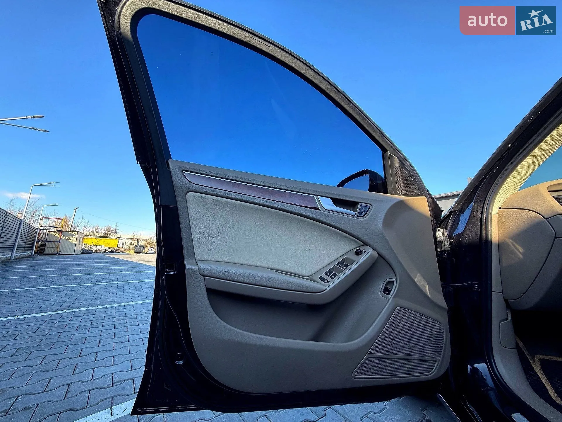 2011 Audi A4 - мініатюра 22