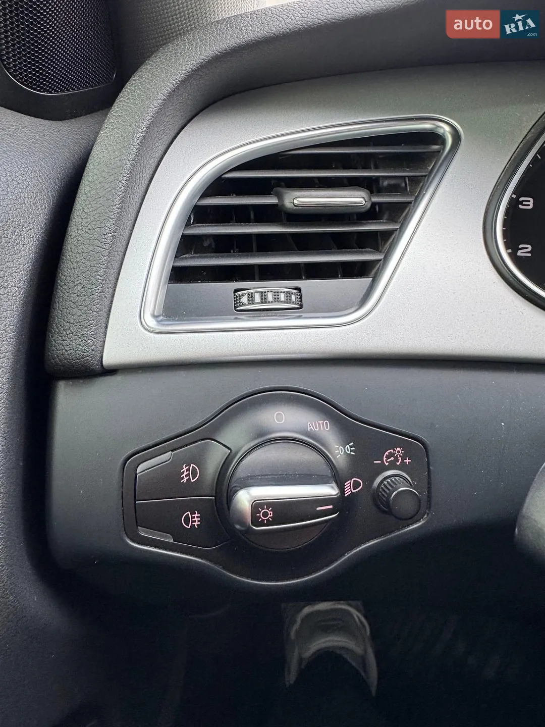 2015 Audi A4 - мініатюра 27