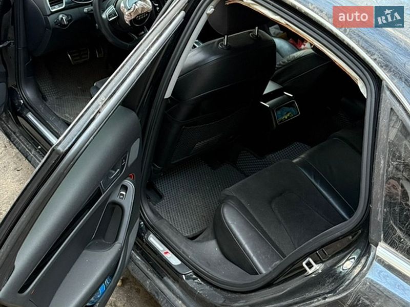 Седан Audi A4 2012 в Одесі
