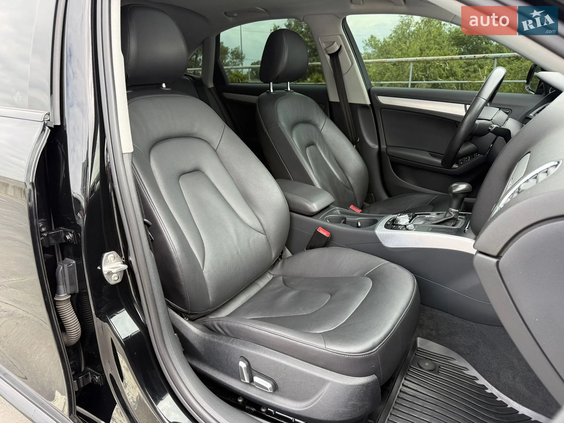 2013 Audi A4 - мініатюра 44