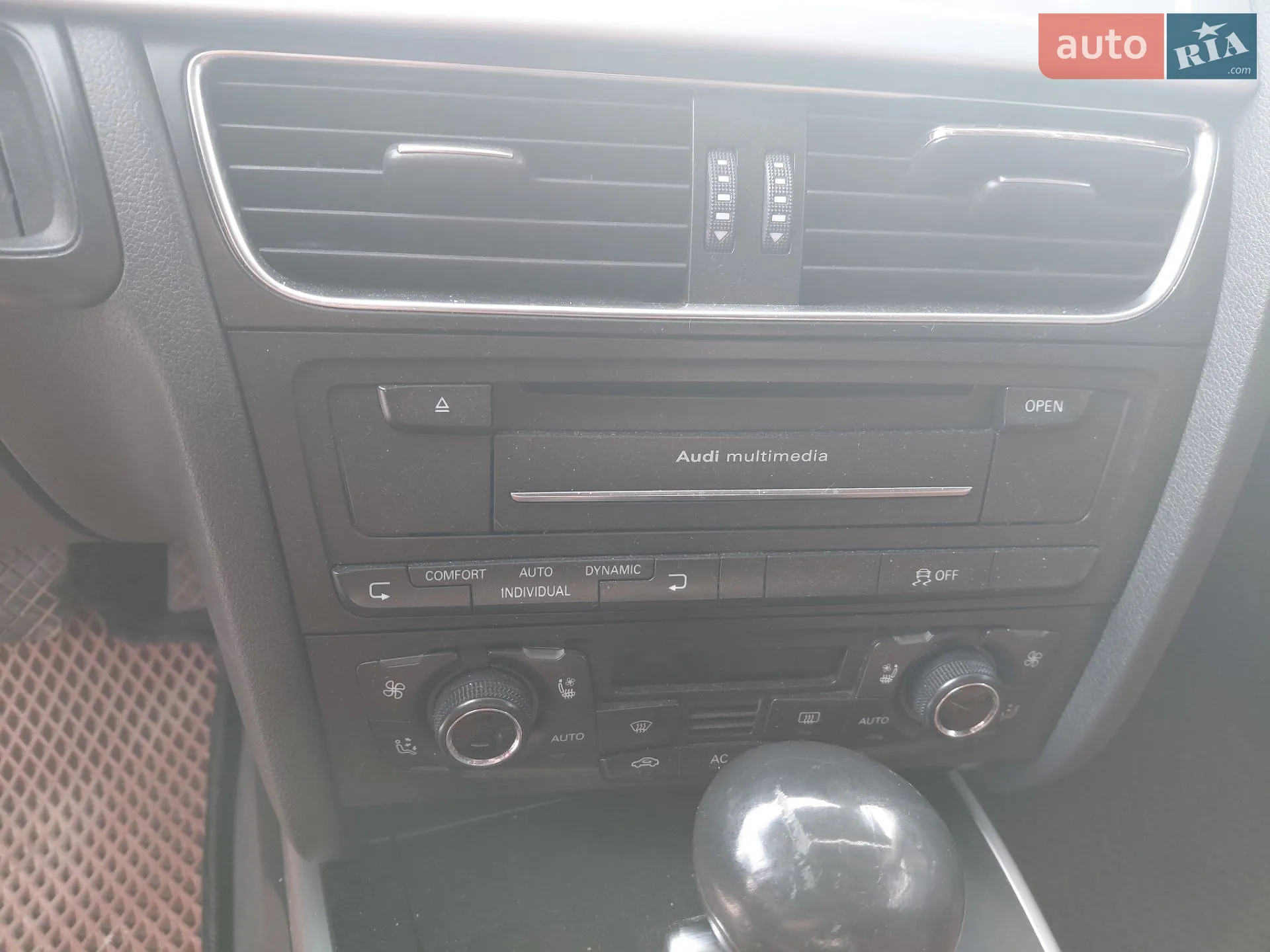 2011 Audi A4 - мініатюра 4