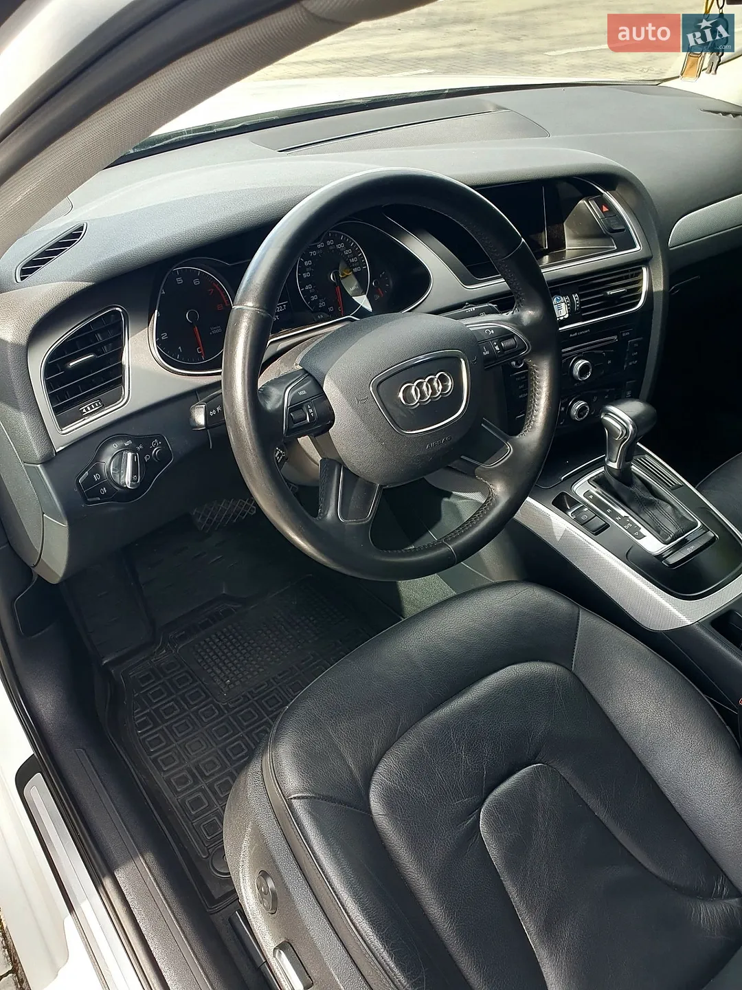 2012 Audi A4 - мініатюра 32