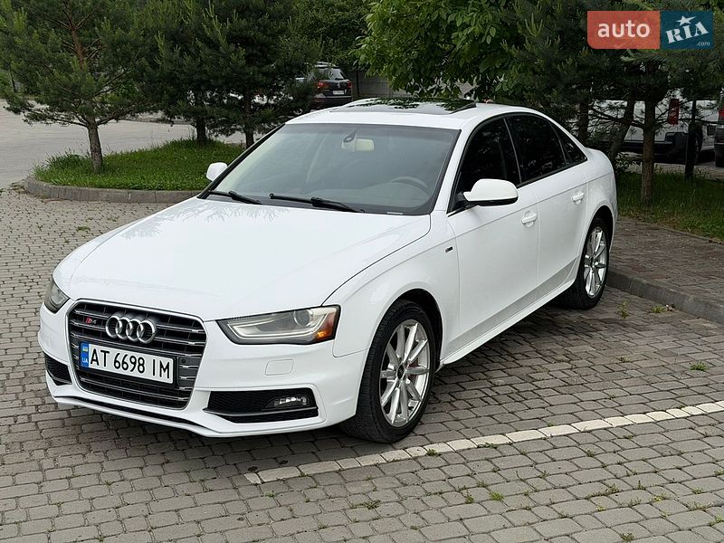 Седан Audi A4 2015 в Ивано-Франковске