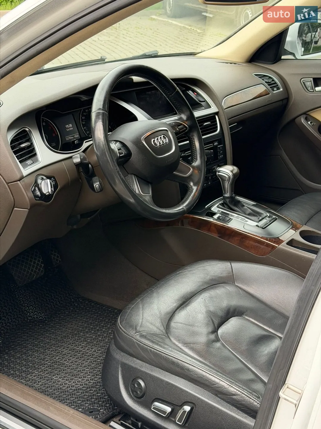 2015 Audi A4 - мініатюра 15