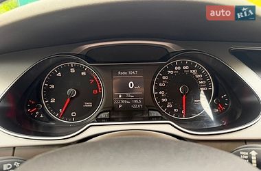 Седан Audi A4 2015 в Ивано-Франковске