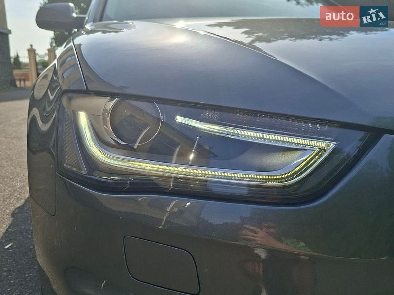Седан Audi A4 2014 в Одесі