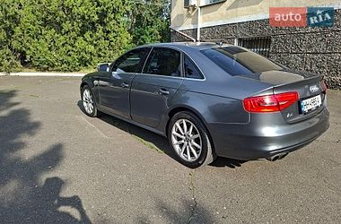 Седан Audi A4 2014 в Одесі