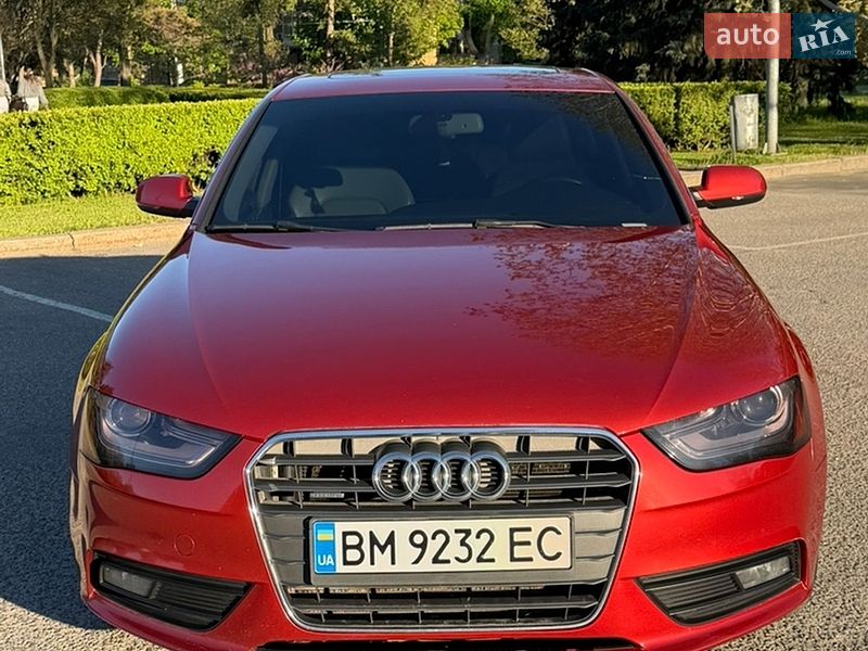Седан Audi A4 2013 в Одесі