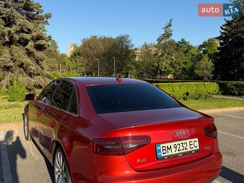 Седан Audi A4 2013 в Одесі