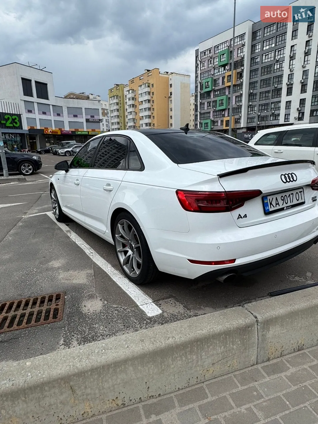 2016 Audi A4 - мініатюра 4