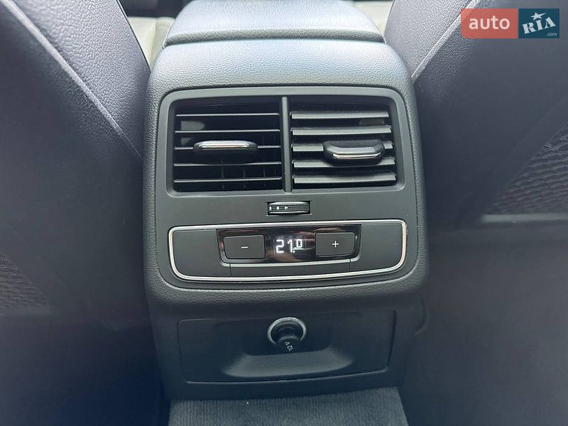 Седан Audi A4 2016 в Сумах