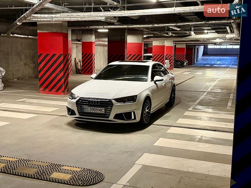 Audi A4 2019