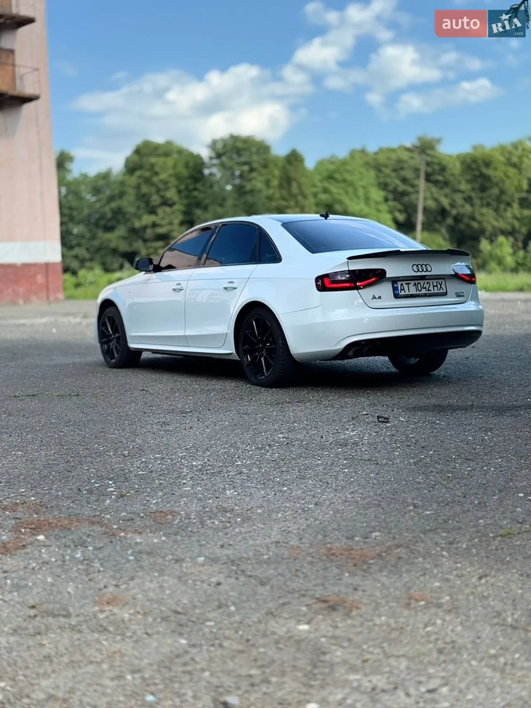 2015 Audi A4 - мініатюра 12