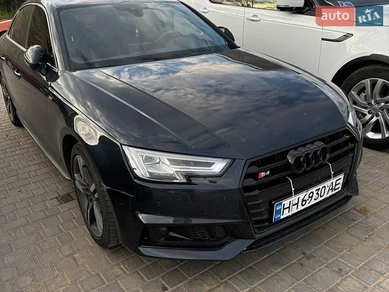 Седан Audi A4 2016 в Одессе