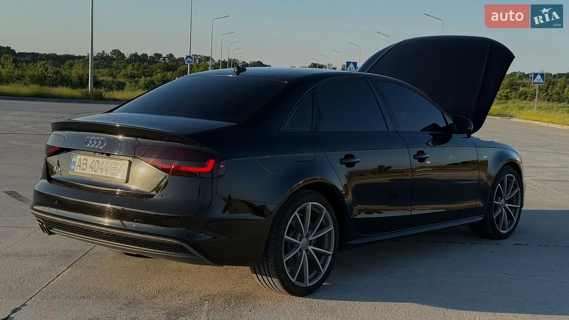 2015 Audi A4 - мініатюра 13