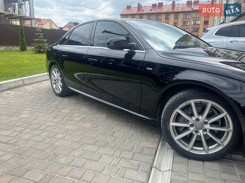 Седан Audi A4 2015 в Львові