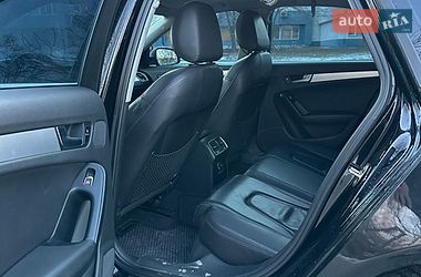 Седан Audi A4 2012 в Дніпрі