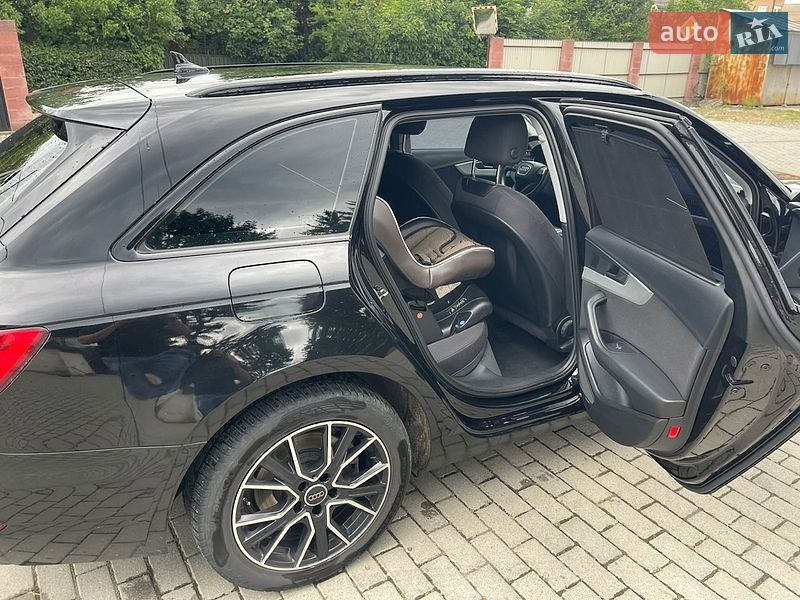 Універсал Audi A4 2016 в Хусті