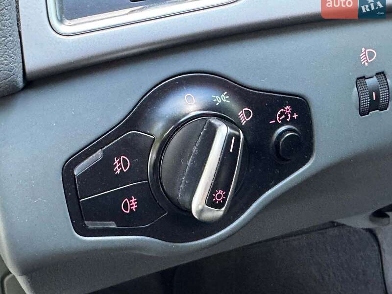 Универсал Audi A4 2014 в Киеве
