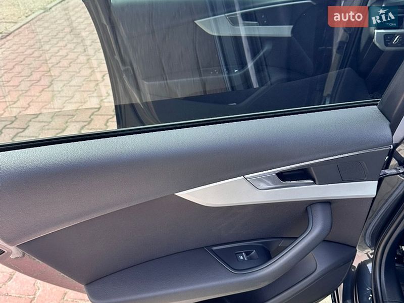 Універсал Audi A4 2017 в Шепетівці