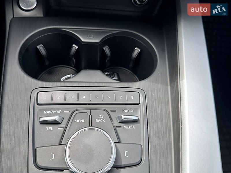 Універсал Audi A4 2017 в Шепетівці