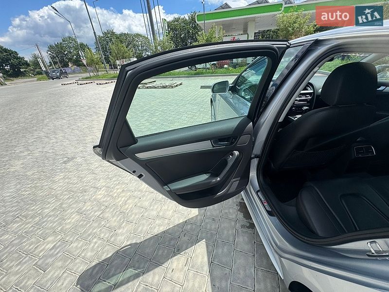 Седан Audi A4 2016 в Івано-Франківську