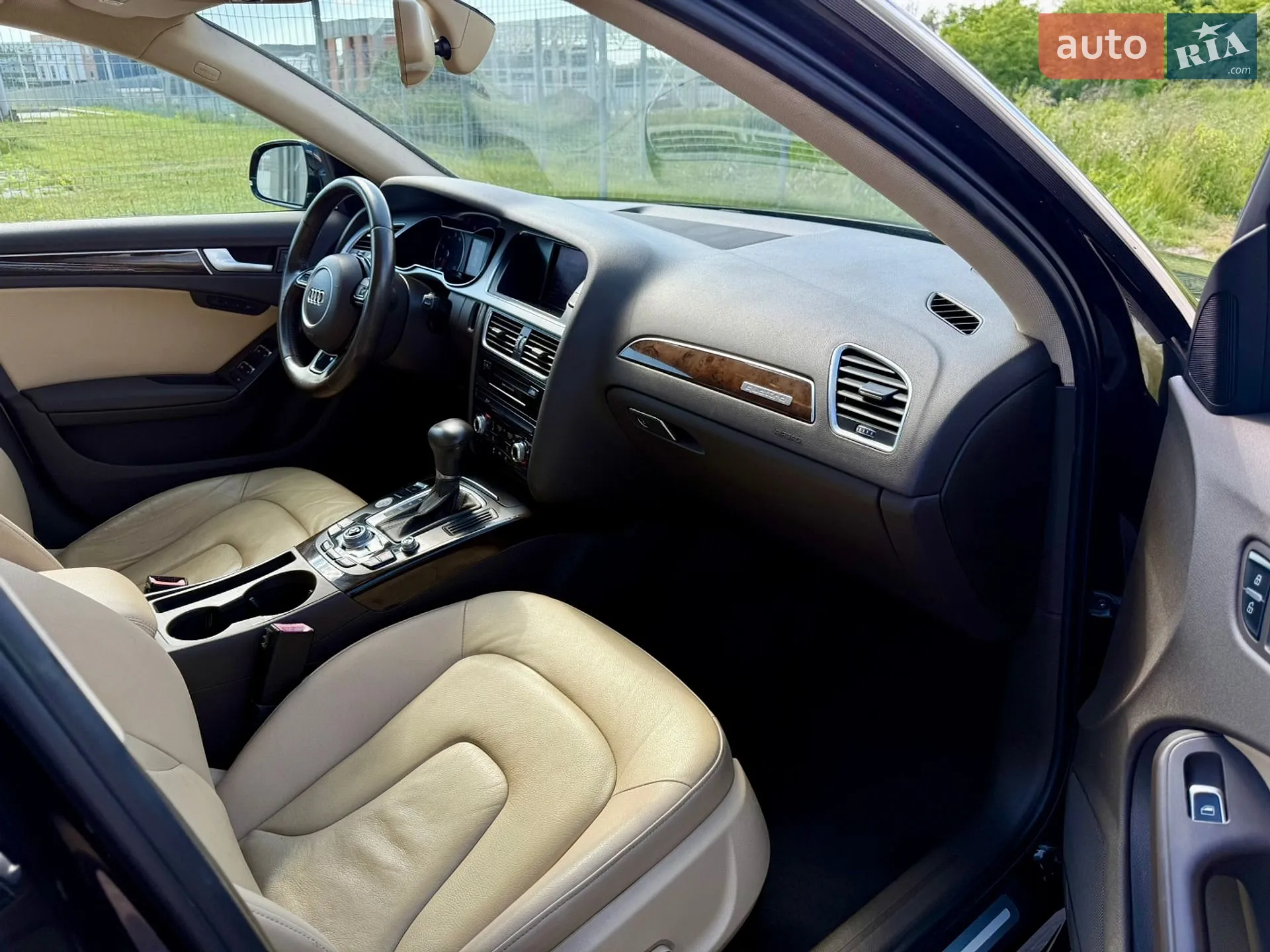 2015 Audi A4 - мініатюра 12