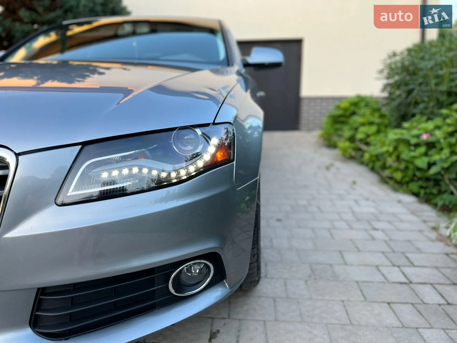2010 Audi A4 - мініатюра 8