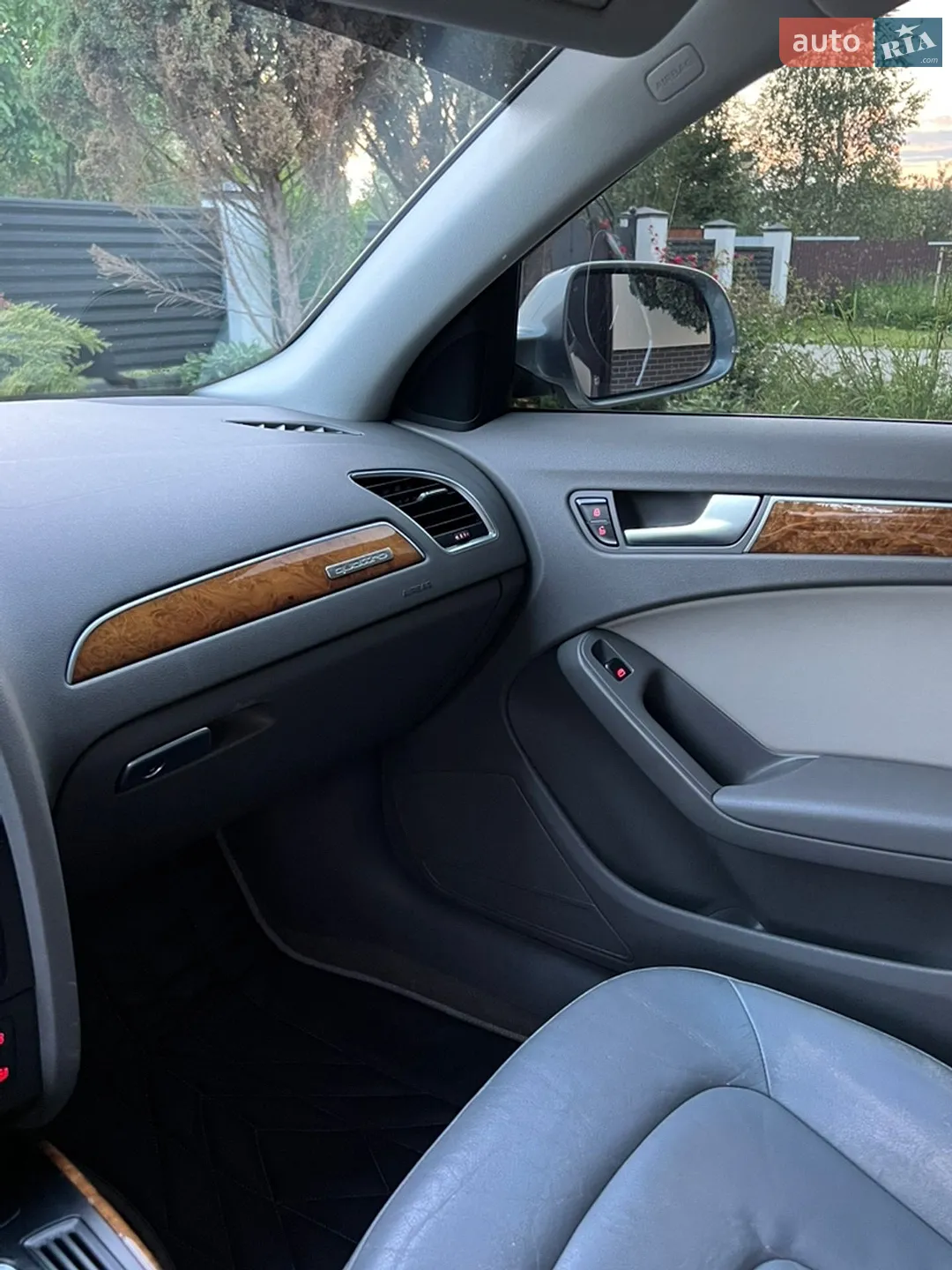 2010 Audi A4 - мініатюра 12