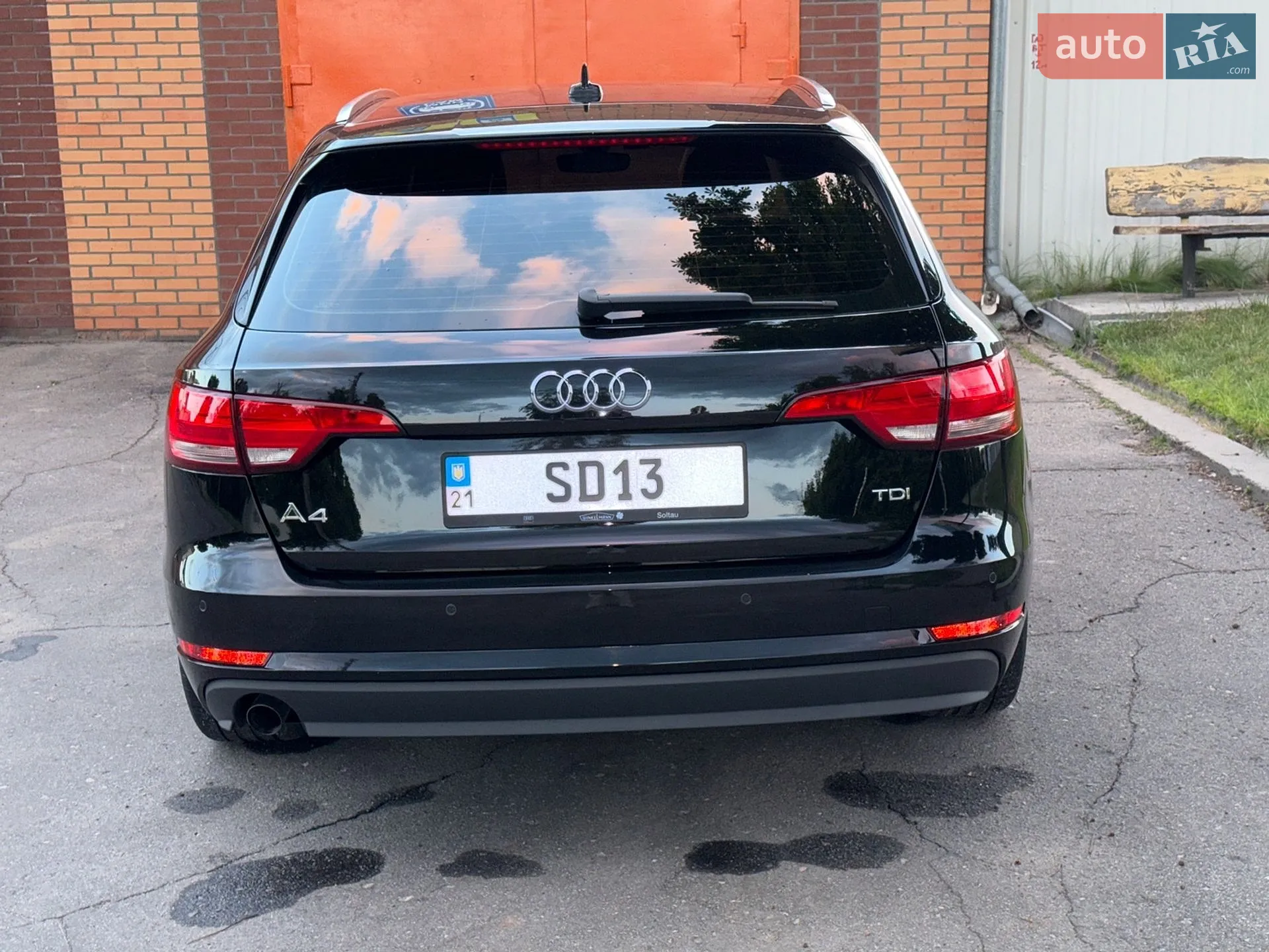 2017 Audi A4 - мініатюра 3