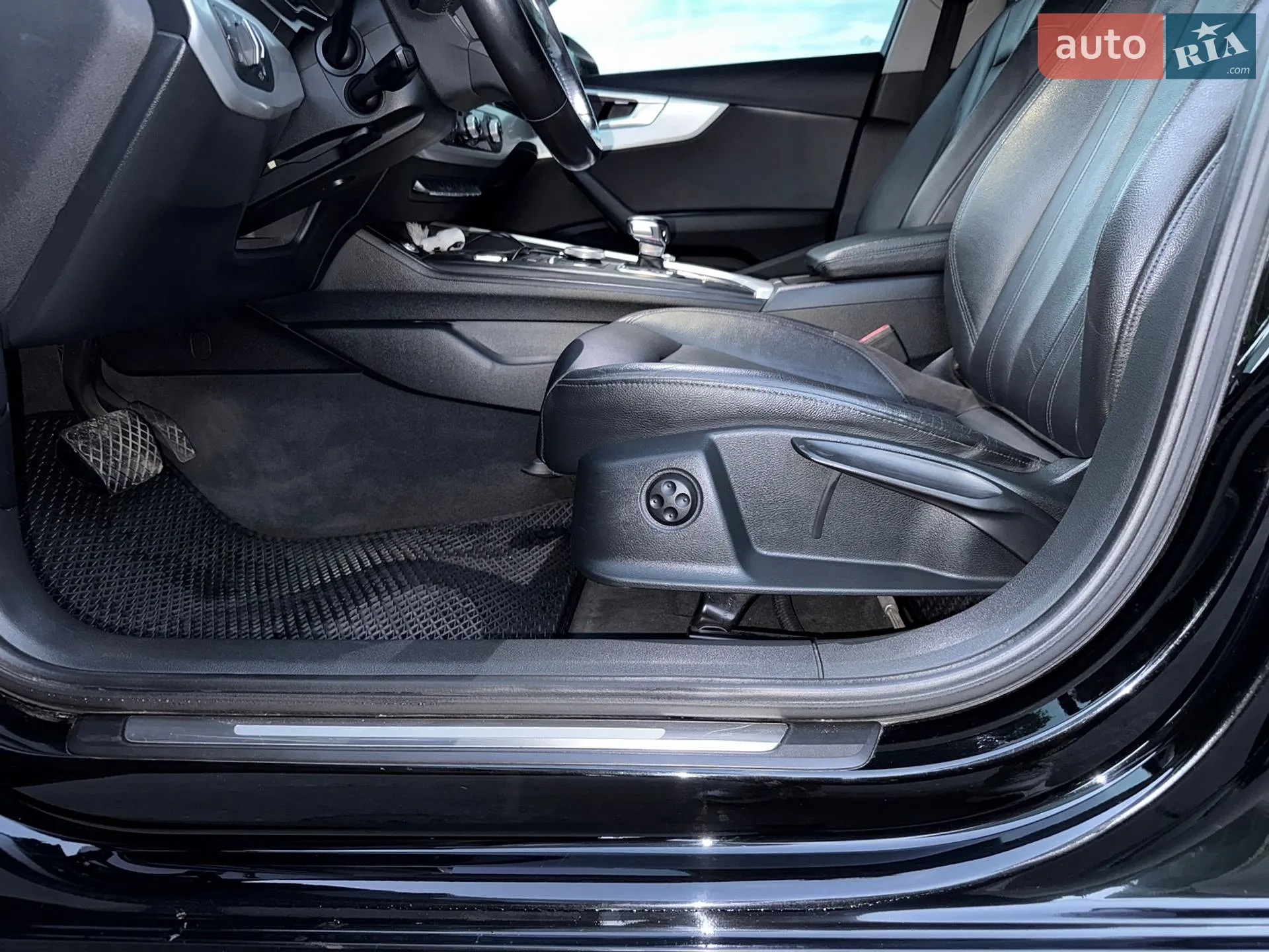 2017 Audi A4 - мініатюра 21