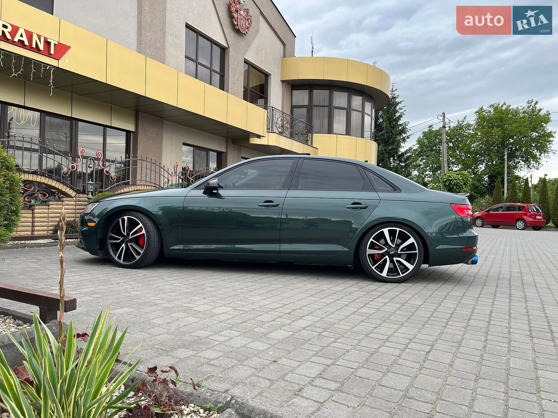 2016 Audi A4 - мініатюра 9