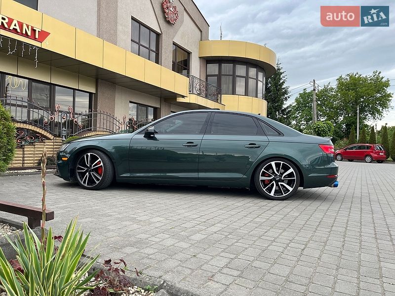 Седан Audi A4 2016 в Шепетівці