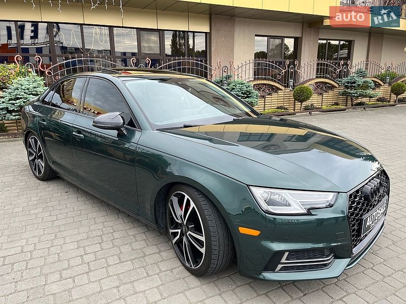Седан Audi A4 2016 в Шепетівці