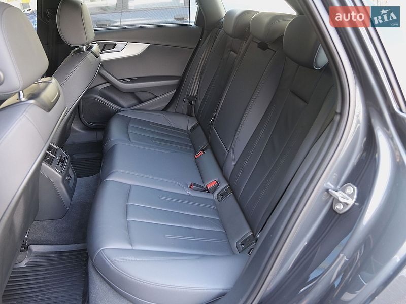Універсал Audi A4 2020 в Києві